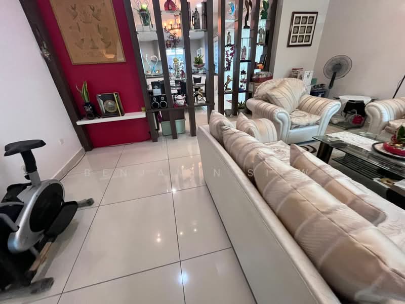 Semi-Detached House for Sale in Taman Villa Perdana (Kajang) - Benjamin Siew - Living Room - PropertyGuru.com.my