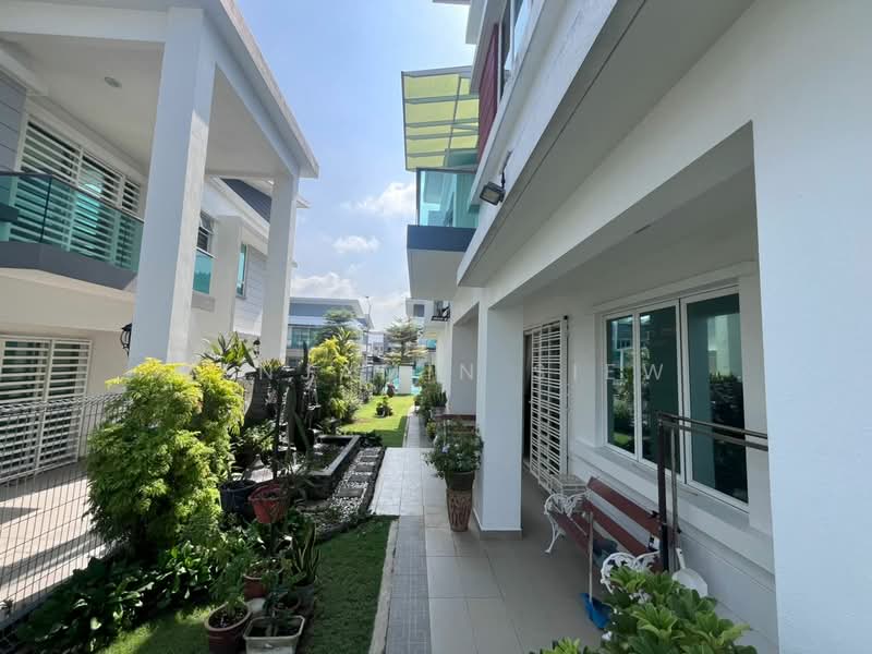 Semi-Detached House for Sale in Taman Villa Perdana (Kajang) - Benjamin Siew - Exterior - PropertyGuru.com.my