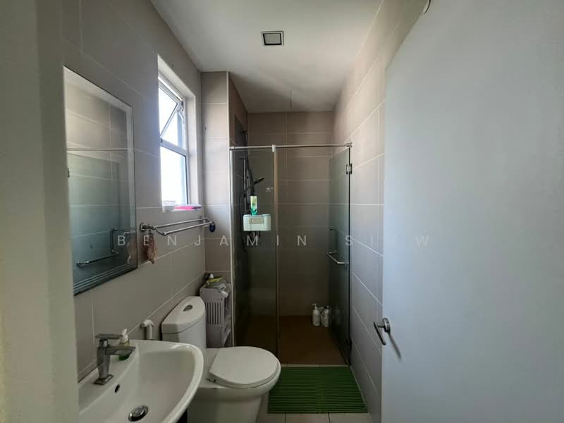 Semi-Detached House for Sale in Taman Villa Perdana (Kajang) - Benjamin Siew - Bathroom - PropertyGuru.com.my