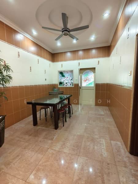 2-storey Terraced House for Sale in Taman Pelangi Indah (Ulu Tiram) - Ee Fong Toh - Dining Room - PropertyGuru.com.my