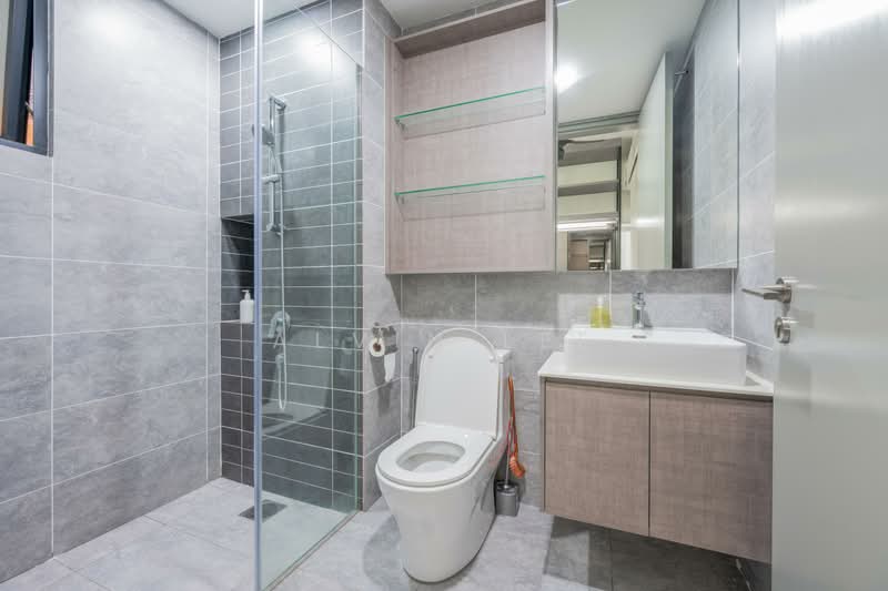 Servis Apartment untuk Dijual di Millerz Square Serviced Residence - Alvin Lee - Bathroom - PropertyGuru.com.my