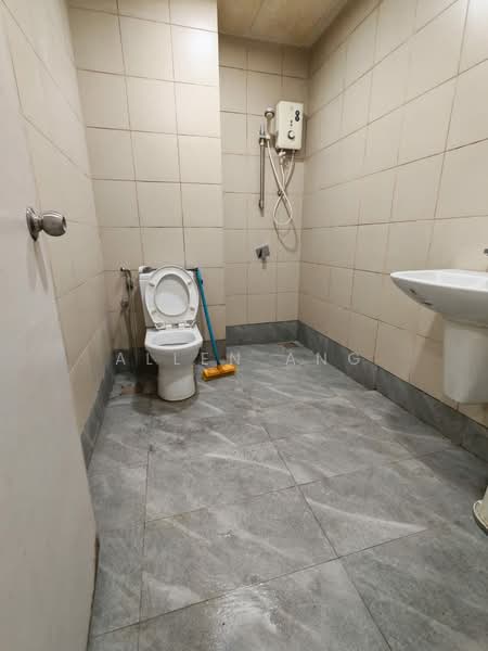 Service Residence for Rent at i-SOHO @ i-City - Allen Ang - Bathroom - PropertyGuru.com.my