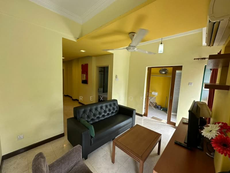 Condominium for Rent at 10 Semantan Suites - Rex Lok - Living Room - PropertyGuru.com.my