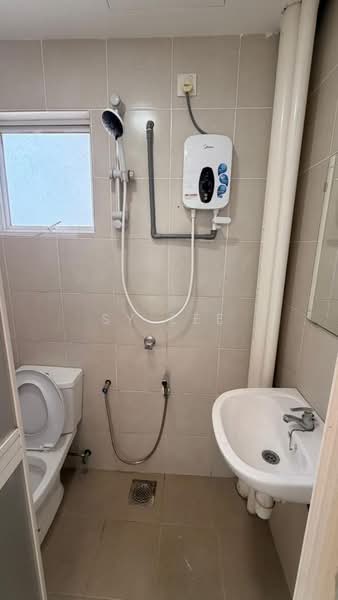 Pangsapuri untuk Disewa di Impian Titanium - SY Lee - Bathroom - PropertyGuru.com.my
