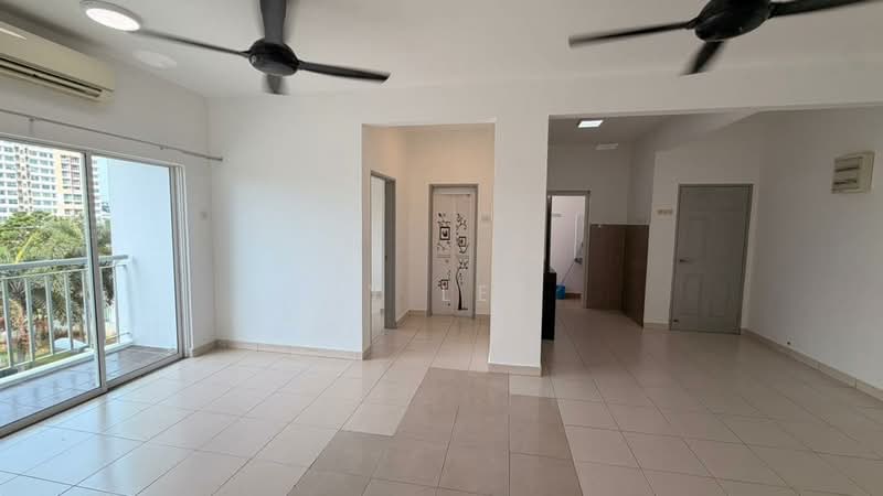 Pangsapuri untuk Disewa di Impian Titanium - SY Lee - Living Room - PropertyGuru.com.my
