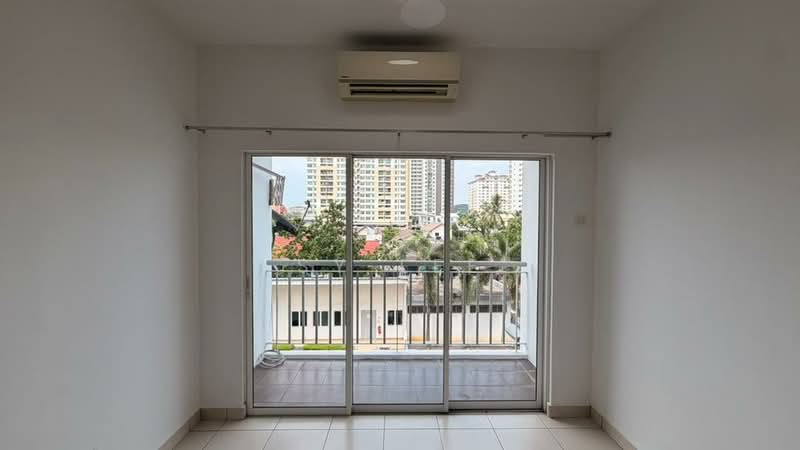 Pangsapuri untuk Disewa di Impian Titanium - SY Lee - Balcony - PropertyGuru.com.my