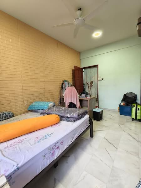 Rumah Teres 2 Tingkat untuk Dijual di Taman Johor Jaya (Johor Bahru) - Ee Fong Toh - Bedroom - PropertyGuru.com.my