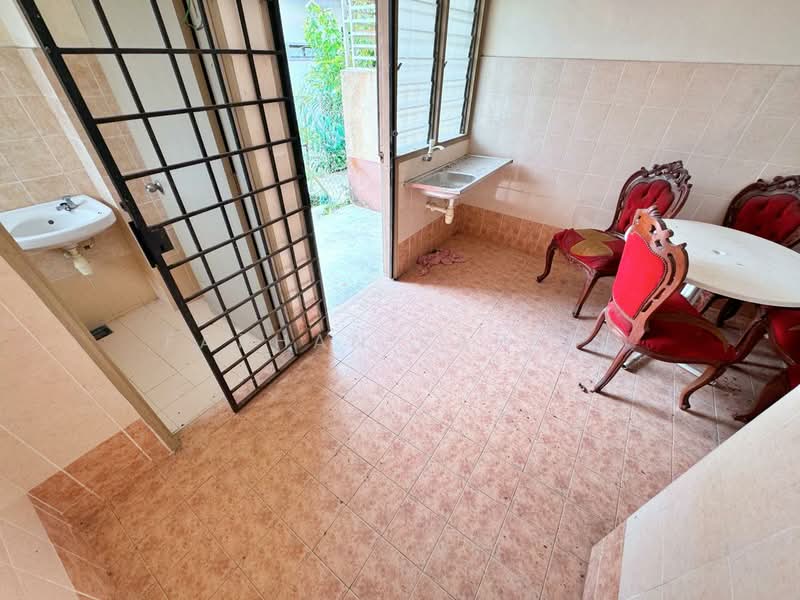 2-storey Terraced House for Sale in Bandar Seri Ehsan (Tanjong Duabelas) - Farhan Rafael - Interior - PropertyGuru.com.my