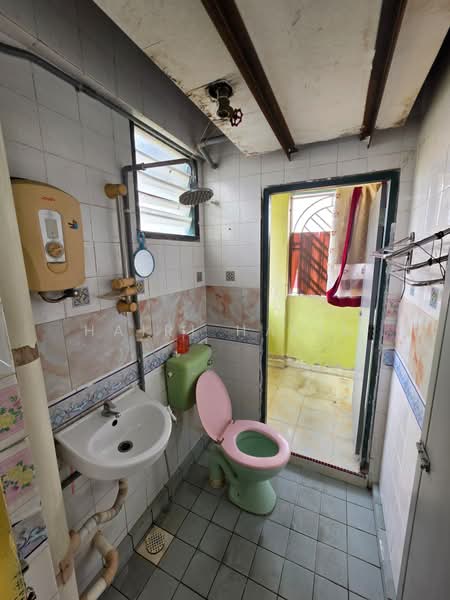 Flat for Sale at Taman Sri Lembayung - Hairi Halim - PropertyGuru.com.my