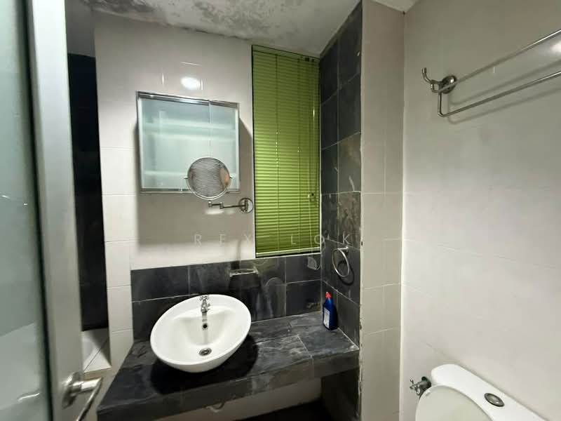 Service Residence for Rent at Ritze Perdana 1 - Rex Lok - Bathroom - PropertyGuru.com.my