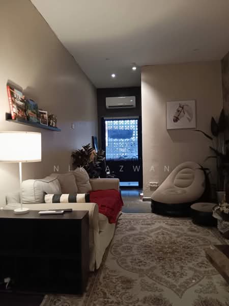 1-storey Terraced House for Sale in Bandar Sri Sendayan (Negeri Sembilan) - NIK AZWAN - Living Room - PropertyGuru.com.my
