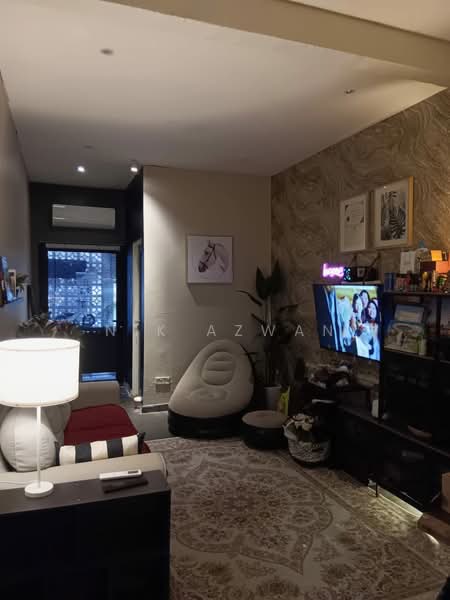 1-storey Terraced House for Sale in Bandar Sri Sendayan (Negeri Sembilan) - NIK AZWAN - Living Room - PropertyGuru.com.my