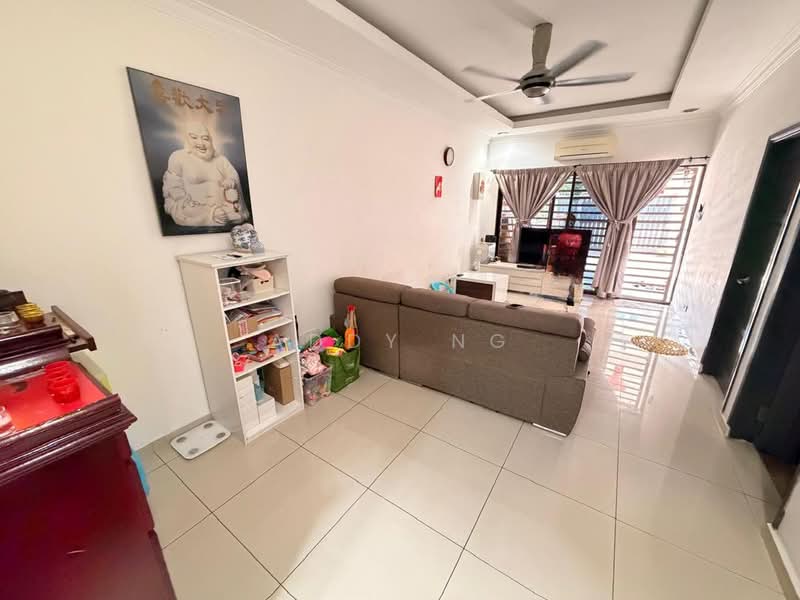 Rumah Teres 1 Tingkat untuk Dijual di Taman Cheras (Cheras) - Addy Ng - Living Room - PropertyGuru.com.my