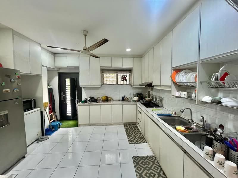 Rumah Teres 2 Tingkat untuk Dijual di Taman Selayang Indah (Selayang) - Luqman Ramli - Kitchen - PropertyGuru.com.my
