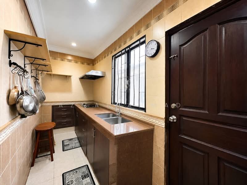 Terraced House for Sale in Bukit Jelutong (Shah Alam) - Azman Ahmad - PropertyGuru.com.my