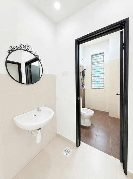 Cluster House for Sale in Kulai (Johor) - Karl Ho - Bathroom - PropertyGuru.com.my