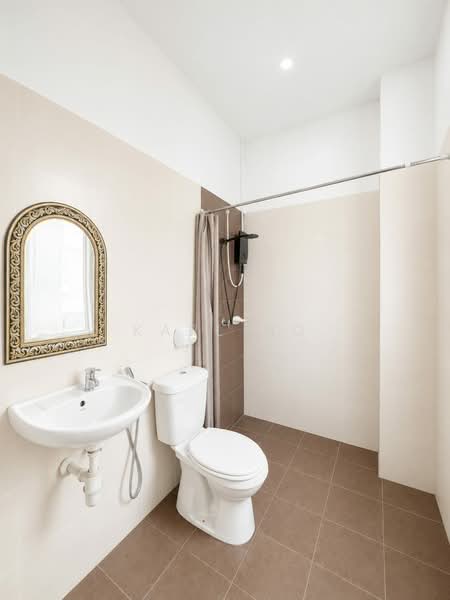 Cluster House for Sale in Kulai (Johor) - Karl Ho - Bathroom - PropertyGuru.com.my