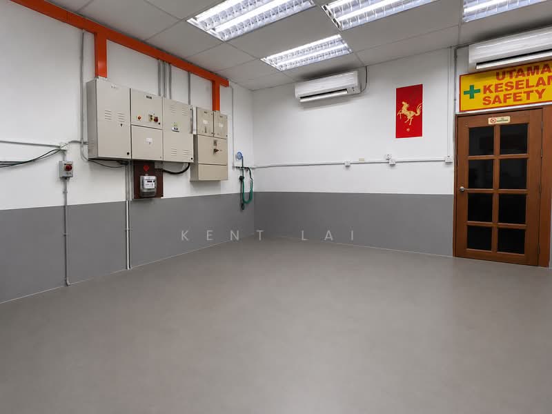 Terrace Factory for Sale in Taman Perindustrian Puchong Utama (Puchong) - Kent Lai - Interior - PropertyGuru.com.my
