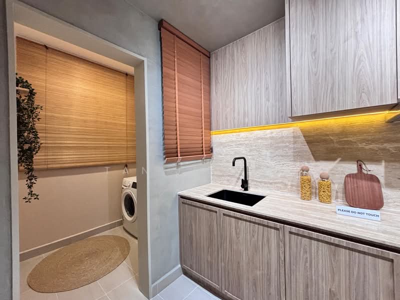 Service Residence for Sale at Pinnacle Bukit Gambier - Tan Jing Yi - Interior - PropertyGuru.com.my