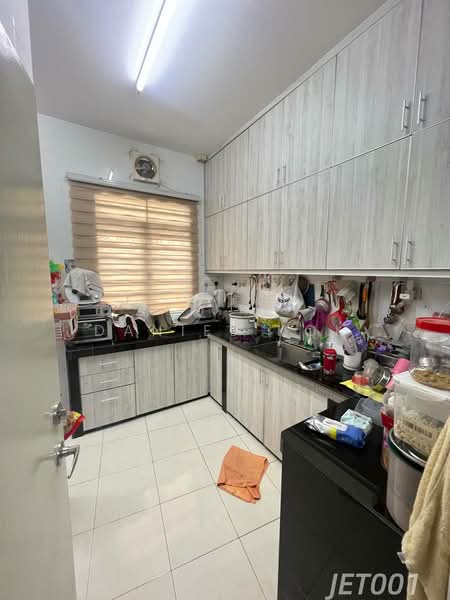Rumah Teres 2 Tingkat untuk Dijual di Kota Bayuemas (Klang) - Daniel Kok - Kitchen - PropertyGuru.com.my