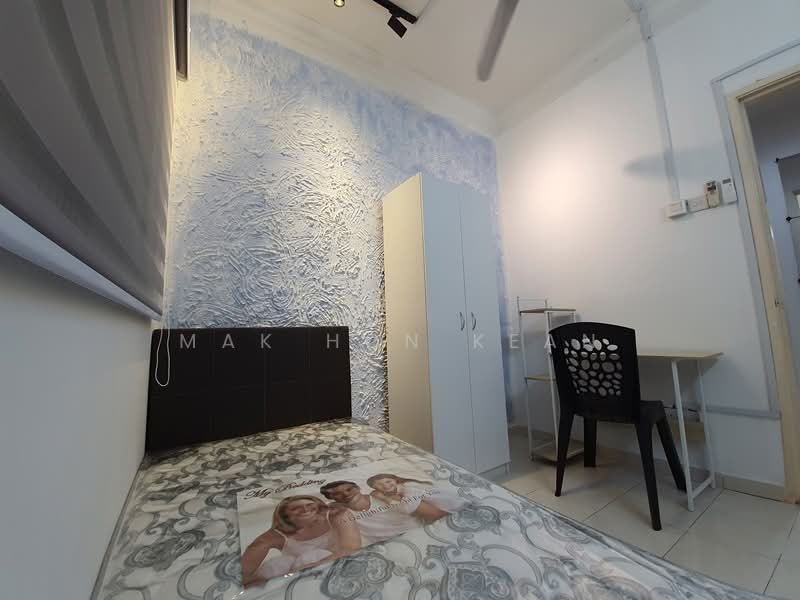 Apartment for Rent at Pangsapuri Indahria - Mak Hon Kean - Bedroom - PropertyGuru.com.my