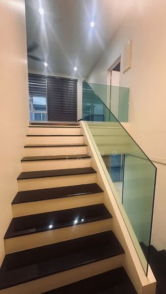 Cluster House for Sale in Taman Gaya (Ulu Tiram) - Ee Fong Toh - Interior - PropertyGuru.com.my