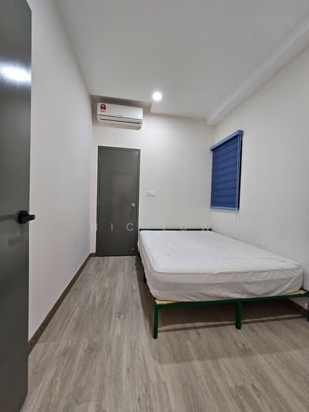 Kondominium untuk Dijual di The Herz - Nic Low - Bedroom - PropertyGuru.com.my