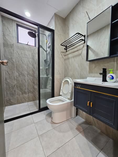 Kondominium untuk Dijual di The Herz - Nic Low - Bathroom - PropertyGuru.com.my