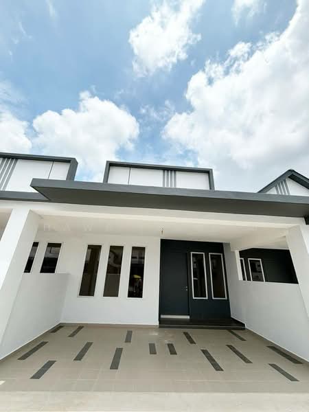 1-storey Terraced House for Sale in Dengkil (Selangor) - Hawa Ibrahim - Exterior - PropertyGuru.com.my