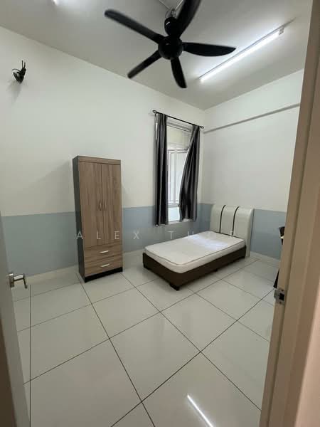 Condominium for Sale at Sierra East - Alex Thor - Bedroom - PropertyGuru.com.my