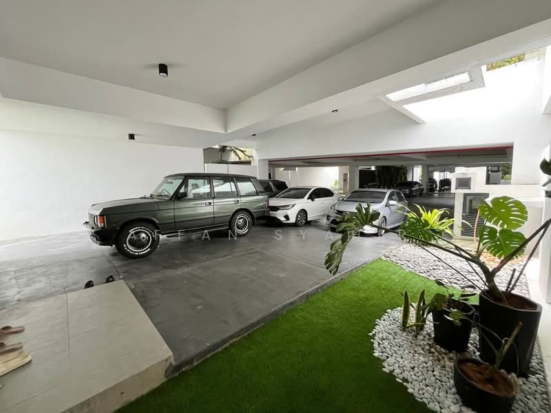 Zero-Lot Bungalow for Sale in Ampang (Kuala Lumpur) - Affan Syahir - Car Park - PropertyGuru.com.my