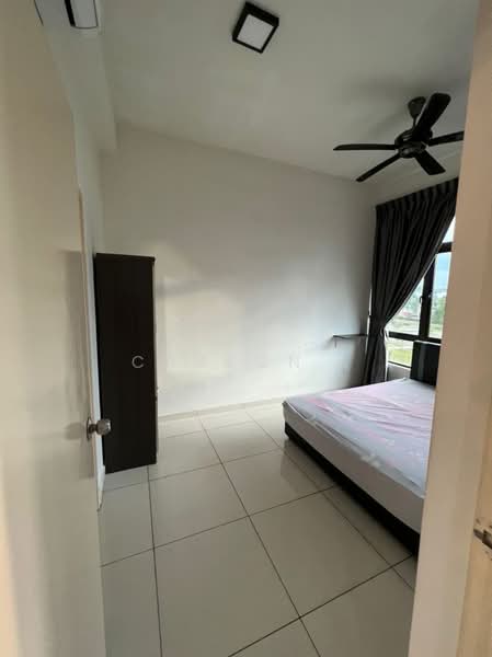 Service Residence for Sale at D'Summit Residences - Carson . - Bedroom - PropertyGuru.com.my