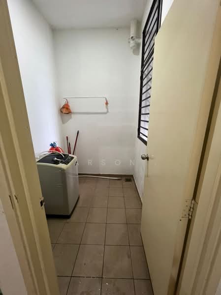 Service Residence for Sale at D'Summit Residences - Carson . - Interior - PropertyGuru.com.my