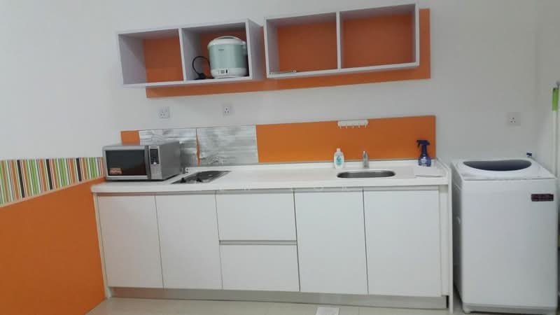 Servis Apartment untuk Disewa di First Subang (SS 15 Courtyard) - Rex Lok - Kitchen - PropertyGuru.com.my