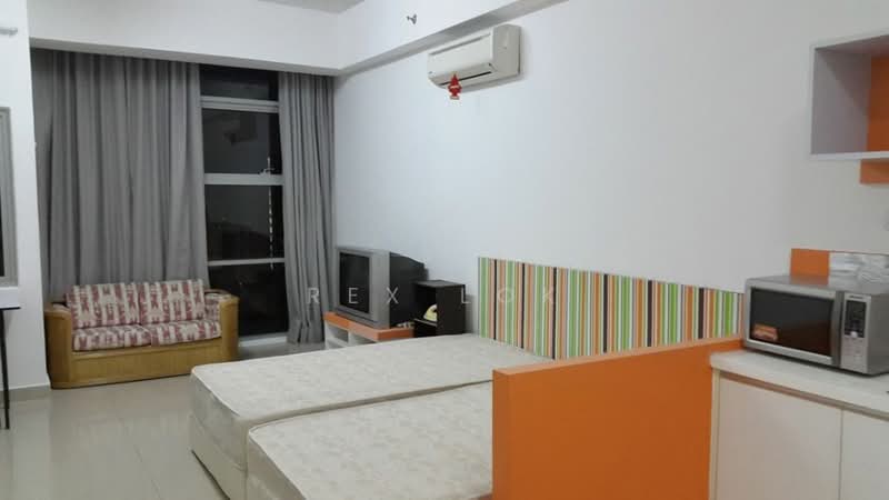 Servis Apartment untuk Disewa di First Subang (SS 15 Courtyard) - Rex Lok - Living Room - PropertyGuru.com.my