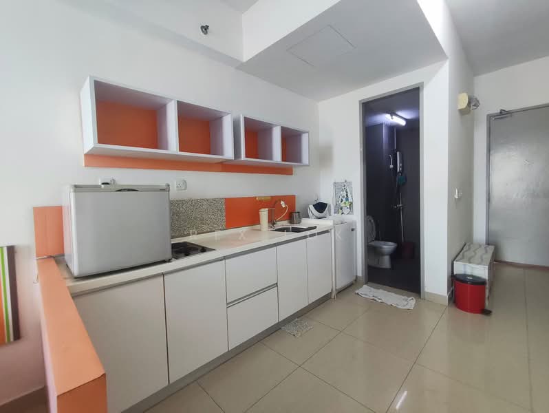 Servis Apartment untuk Disewa di First Subang (SS 15 Courtyard) - Rex Lok - Kitchen - PropertyGuru.com.my