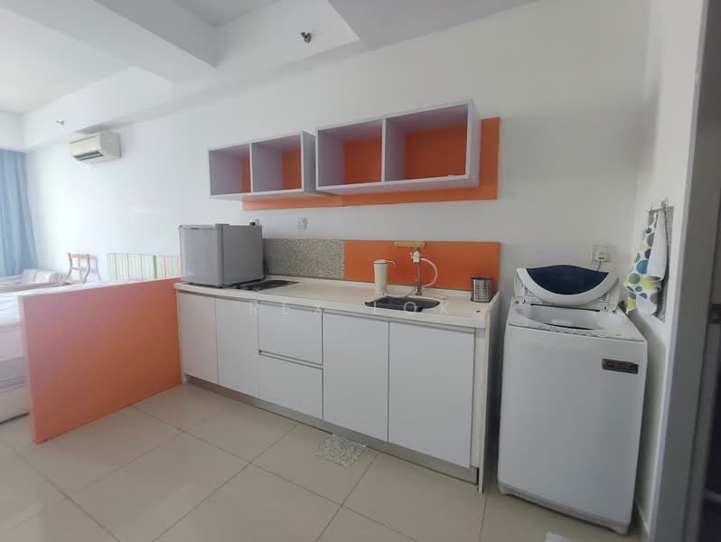 Servis Apartment untuk Disewa di First Subang (SS 15 Courtyard) - Rex Lok - Kitchen - PropertyGuru.com.my