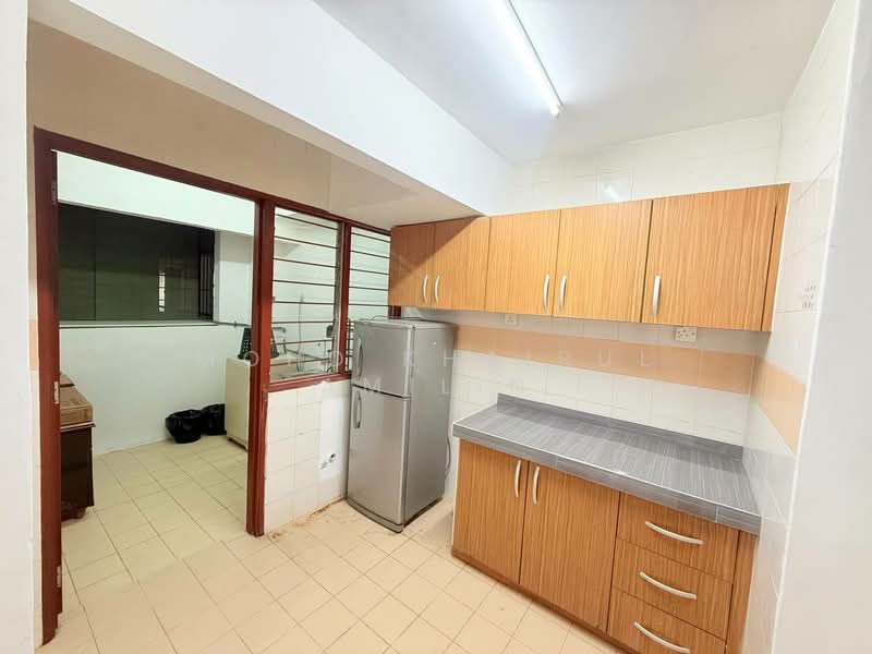 Apartment for Sale at Damai Apartment - Mohd Khairul Amilin - Kitchen - PropertyGuru.com.my