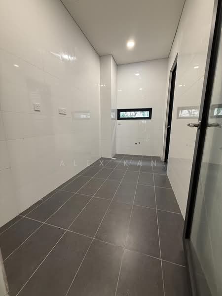 Rumah Teres untuk Dijual di Happy Garden (Kuchai Lama) - Alex Kan - PropertyGuru.com.my