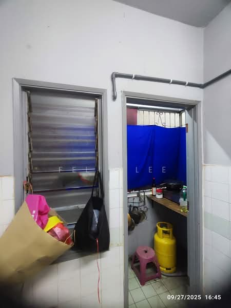 Apartment for Sale at Pelangi Court - Felix Lee - Kitchen - PropertyGuru.com.my