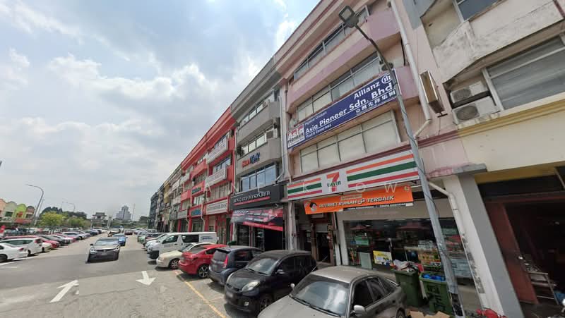Shop for Sale in Taman Petaling Utama (Petaling Jaya) - Shane Khow - Exterior - PropertyGuru.com.my