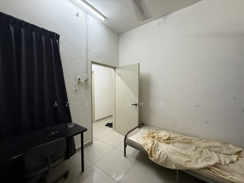Kondominium untuk Disewa di Mutiara Ville - Azizirrahim . - Bedroom - PropertyGuru.com.my