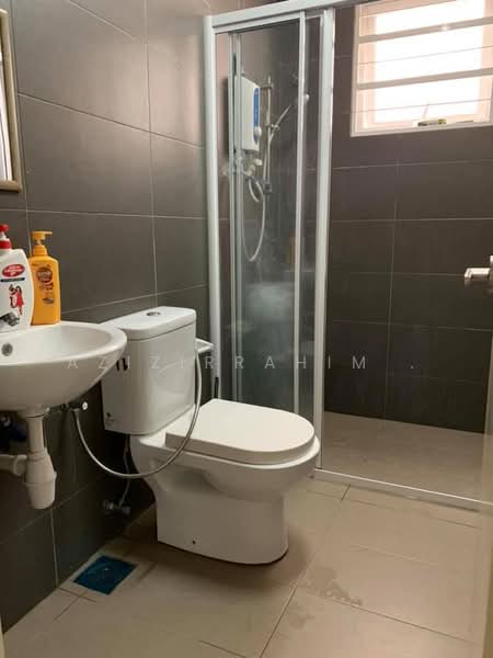 Kondominium untuk Disewa di Mutiara Ville - Azizirrahim . - Bathroom - PropertyGuru.com.my