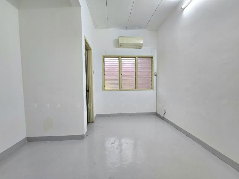 2-storey Terraced House for Sale in Seksyen 7 (Shah Alam) - Muhd Khairulnawawi Kamaruddin - PropertyGuru.com.my