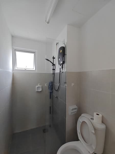 Service Residence for Rent at Alanis Residence - KK Yap - Bathroom - PropertyGuru.com.my