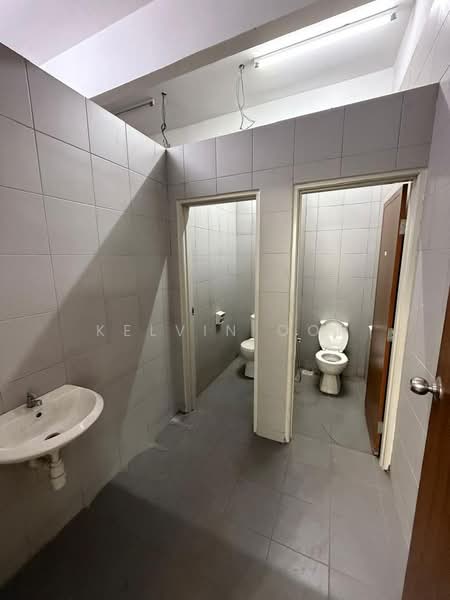 Factory for Rent in Juru (Penang) - Kelvin Ooi - Bathroom - PropertyGuru.com.my