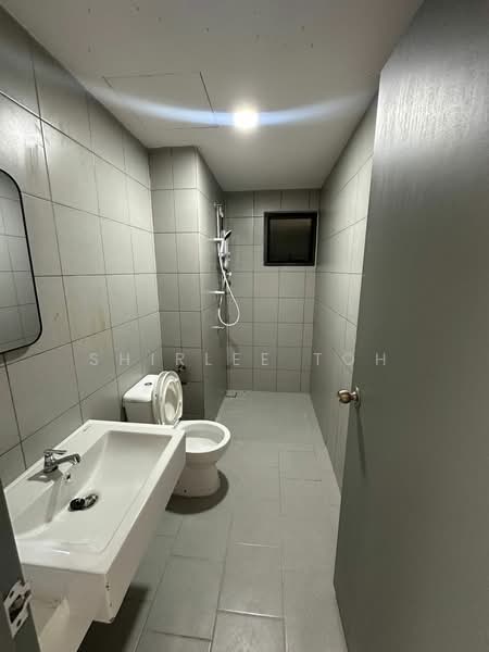 Service Residence for Rent at E'Island Lake Haven - Shirlee Toh - Bathroom - PropertyGuru.com.my