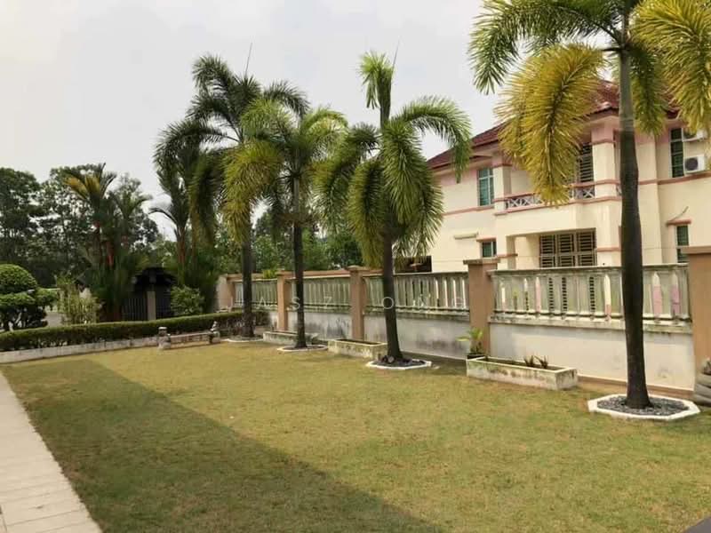 Bungalow for Sale in Taman Universiti (Skudai) - Jasz Ong - Exterior - PropertyGuru.com.my