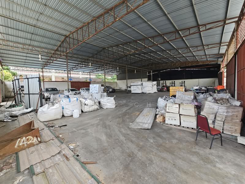 Warehouse for Rent in Kampung Baru Balakong (Balakong) - Philip Chan - Exterior - PropertyGuru.com.my