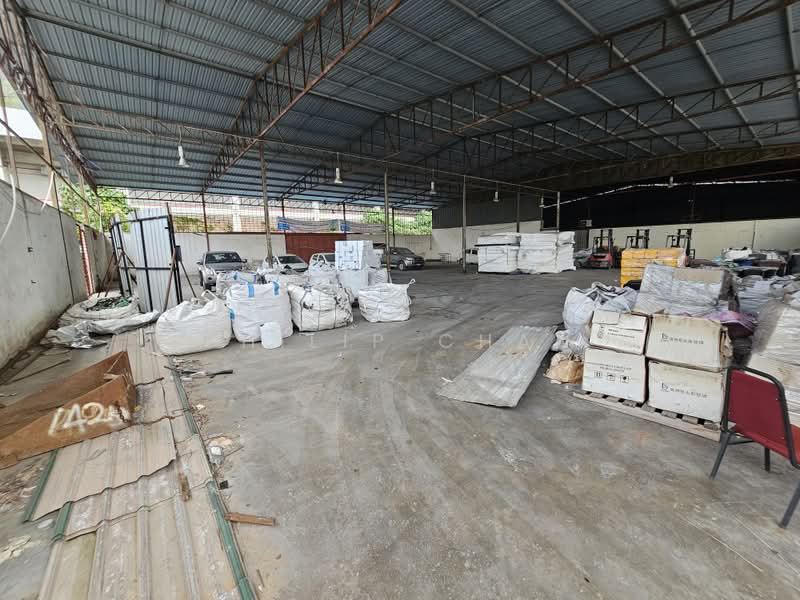 Warehouse for Rent in Kampung Baru Balakong (Balakong) - Philip Chan - Exterior - PropertyGuru.com.my